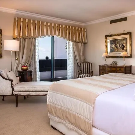 Dom Pedro Hotel