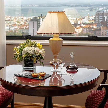 호텔 Dom Pedro Hotel, A Member Of Radisson Individuals 5*